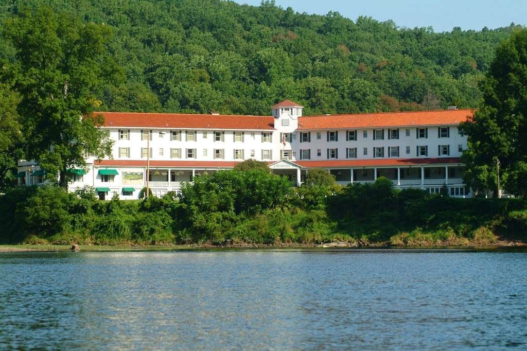 The Shawnee Inn and Golf Resort | 100 Shawnee Inn Dr, Shawnee on Delaware, PA 18356, USA | Phone: (570) 424-4000