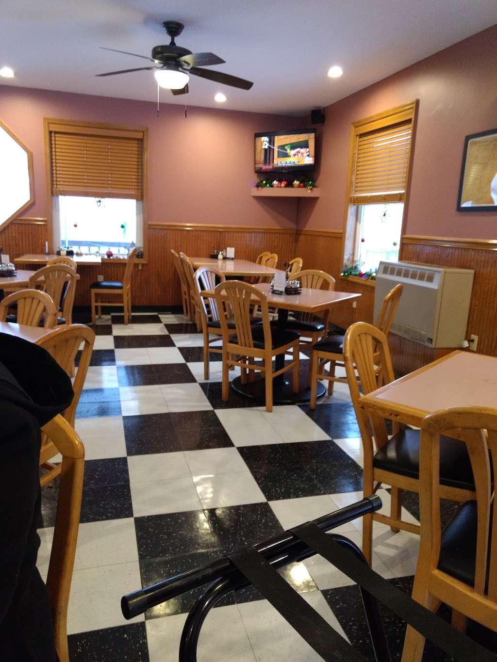 Rollys Pizza & Grill | 614 Purdytown Turnpike, Lakeville, PA 18438, USA | Phone: (570) 390-4745