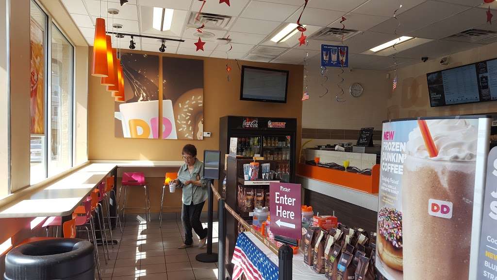 Dunkin Donuts | 675 River St, Paterson, NJ 07524, USA | Phone: (973) 742-2280
