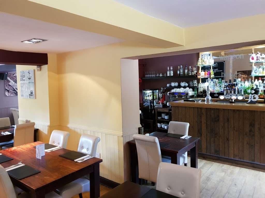 Choppys Restaurant at Waggon & Horses | Pepper Hill, Great Amwell, Ware SG12 9RQ, UK | Phone: 01920 870747