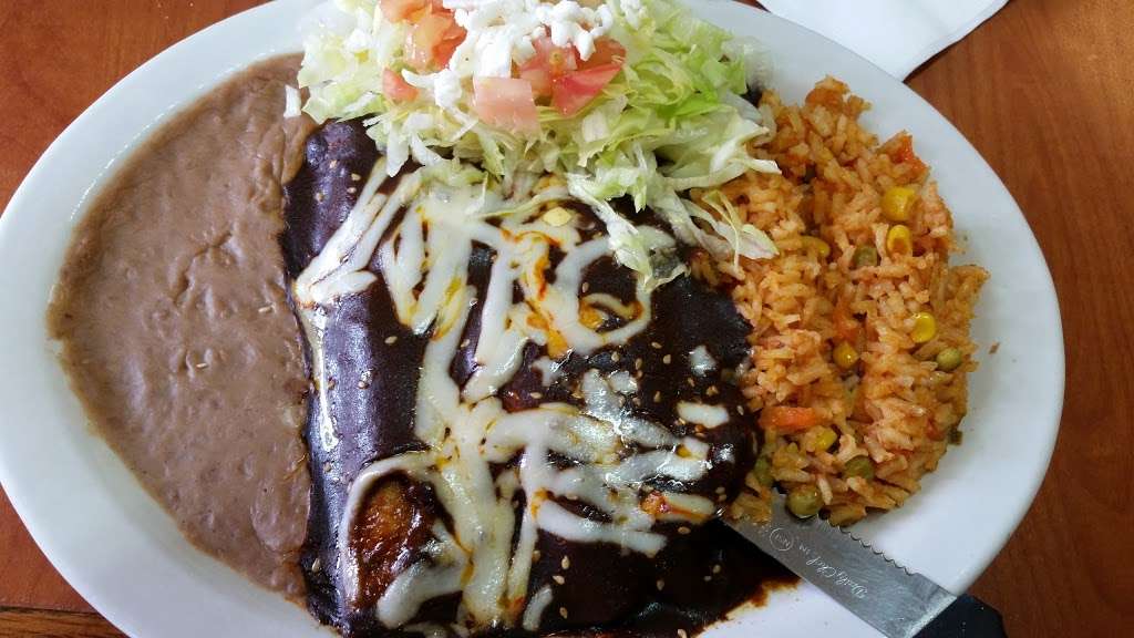 Blue Moon Mexican Restaurant | 3228 S Flores St, San Antonio, TX 78204 | Phone: (210) 531-0093