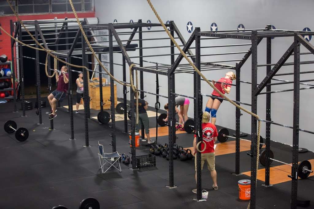 Flying Fortress CrossFit | 820 51st St, Galveston, TX 77551, USA | Phone: (409) 771-5791