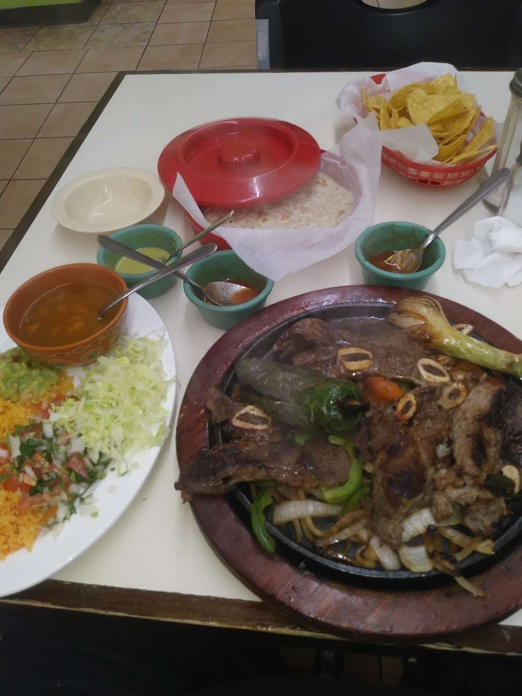 Taqueria centinela | 2503 Preston Rd, Pasadena, TX 77503 | Phone: (281) 487-0180