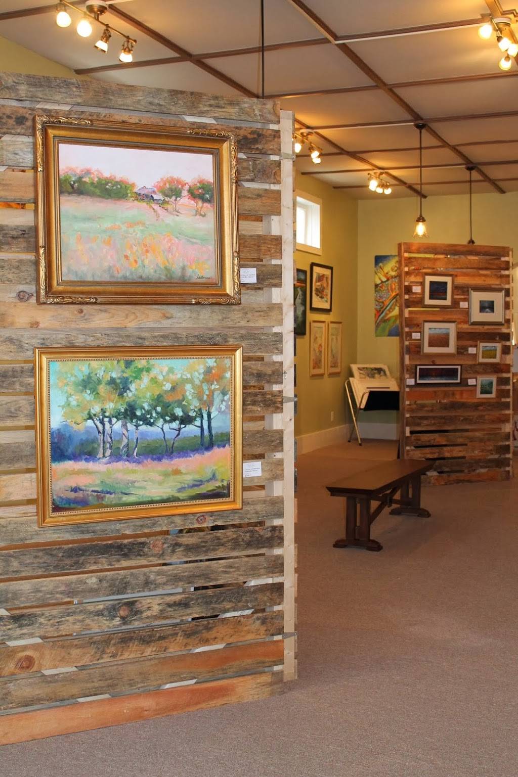 Fourth Street Art and Frame | 847 Reynolda Rd NW, Winston-Salem, NC 27104, USA | Phone: (336) 725-0111