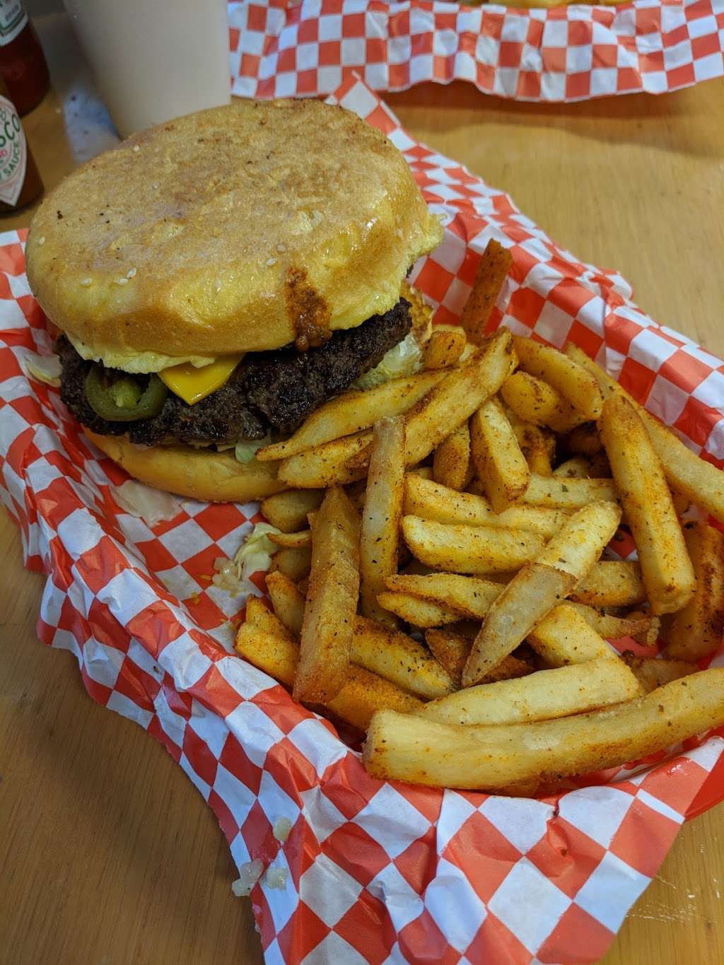 Hippo Burgers | 641 Wilson Rd, Humble, TX 77338 | Phone: (281) 852-0333