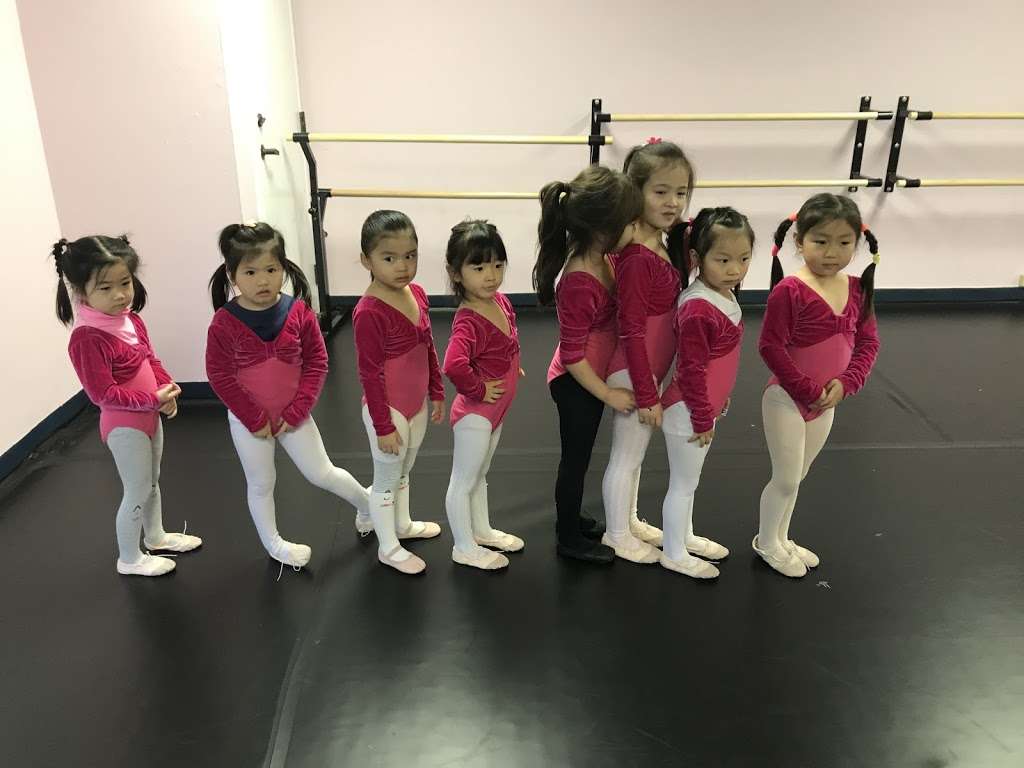 Yueyao Dance Studio | 43216 Christy St, Fremont, CA 94538, USA | Phone: (510) 499-2938