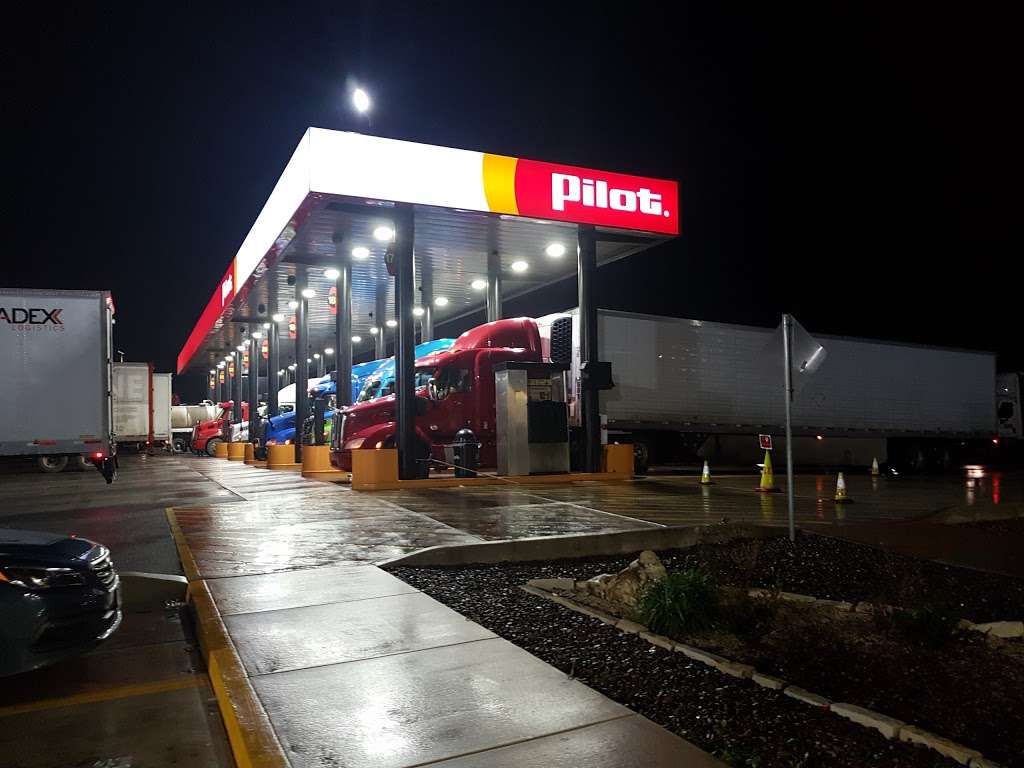 Pilot Travel Center | 14555 Interstate 35 Access Rd, Von Ormy, TX 78073, USA | Phone: (210) 622-9384