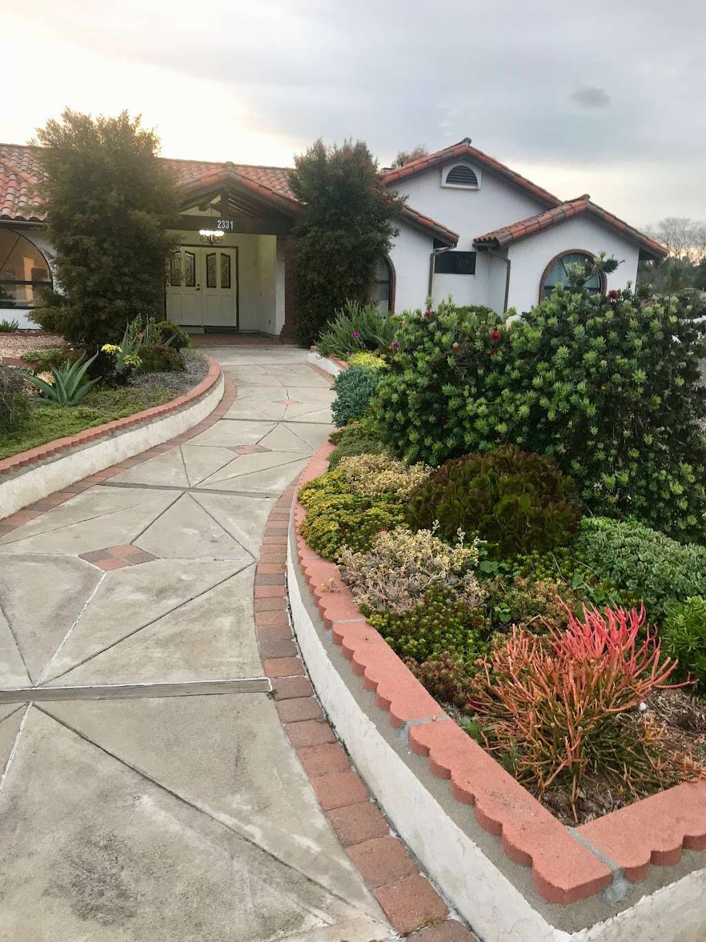 Monte Vista Manor | 2331 Monte Vista Dr, Vista, CA 92084, USA | Phone: (760) 536-3114