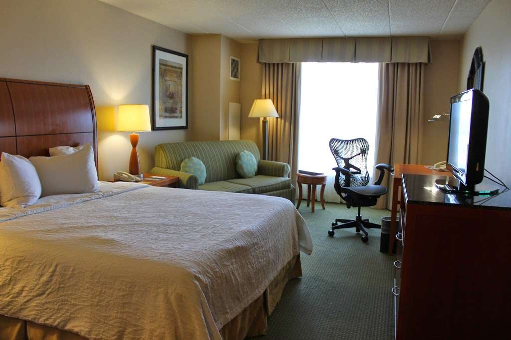 Hilton Garden Inn Addison | 551 N Swift Rd, Addison, IL 60101 | Phone: (630) 691-0500