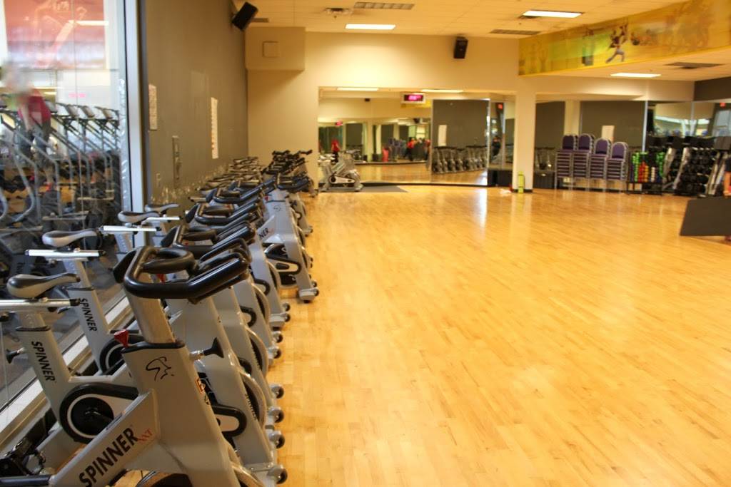 24 Hour Fitness | 8430 On the Mall, Buena Park, CA 90620, USA | Phone: (714) 236-1800