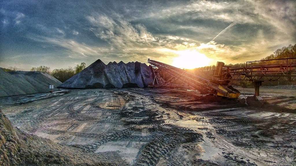 Birdsboro Materials | 1267 Hay Creek Rd, Birdsboro, PA 19508, USA | Phone: (610) 404-8440