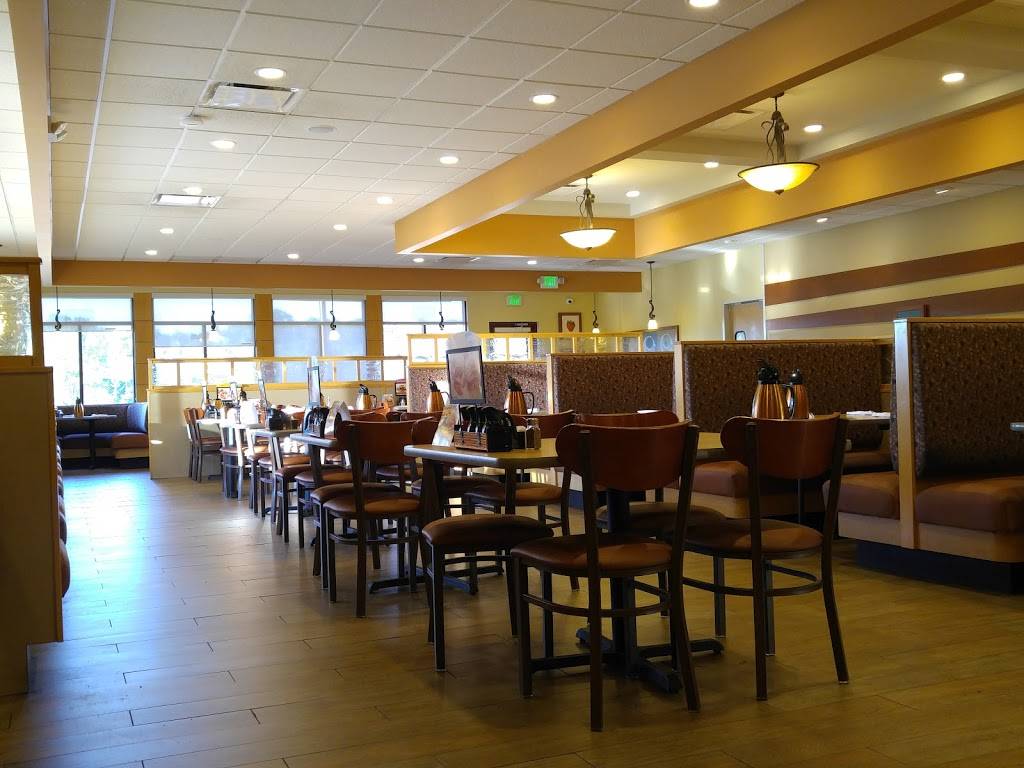 IHOP | 105 Pavilion Pkwy, Newport, KY 41071, USA | Phone: (859) 360-0527