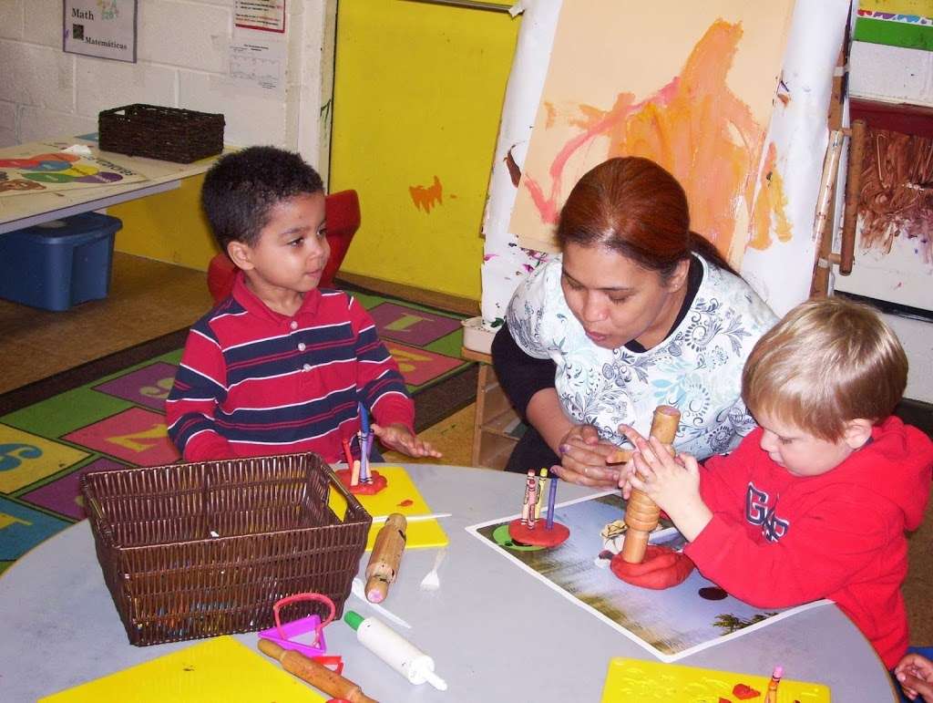 Montgomery Child Care | 4001 Bel Pre Rd, Silver Spring, MD 20906, USA | Phone: (301) 598-4640