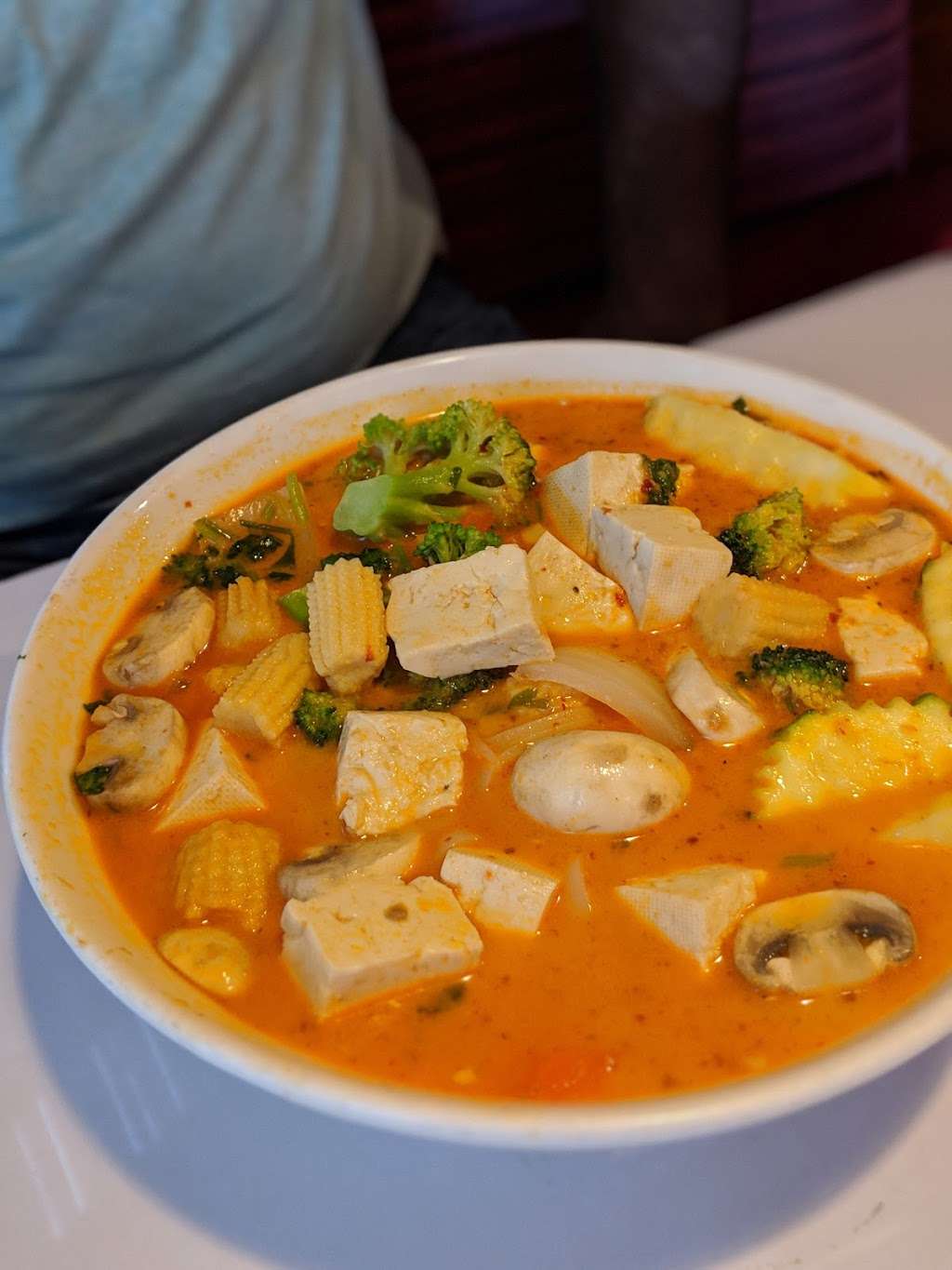 Tommy Thai | 1482 W El Camino Real, Mountain View, CA 94040, USA | Phone: (650) 988-6857