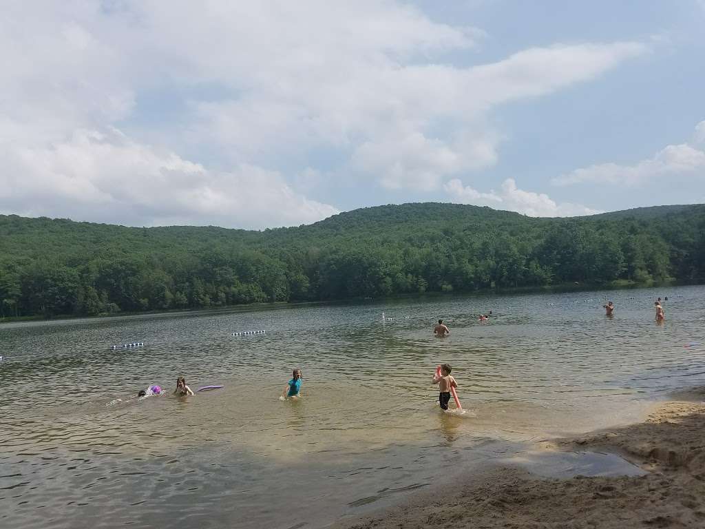 Tuscarora State Park | 687 Tuscarora Park Rd, Barnesville, PA 18214, USA | Phone: (570) 467-2404