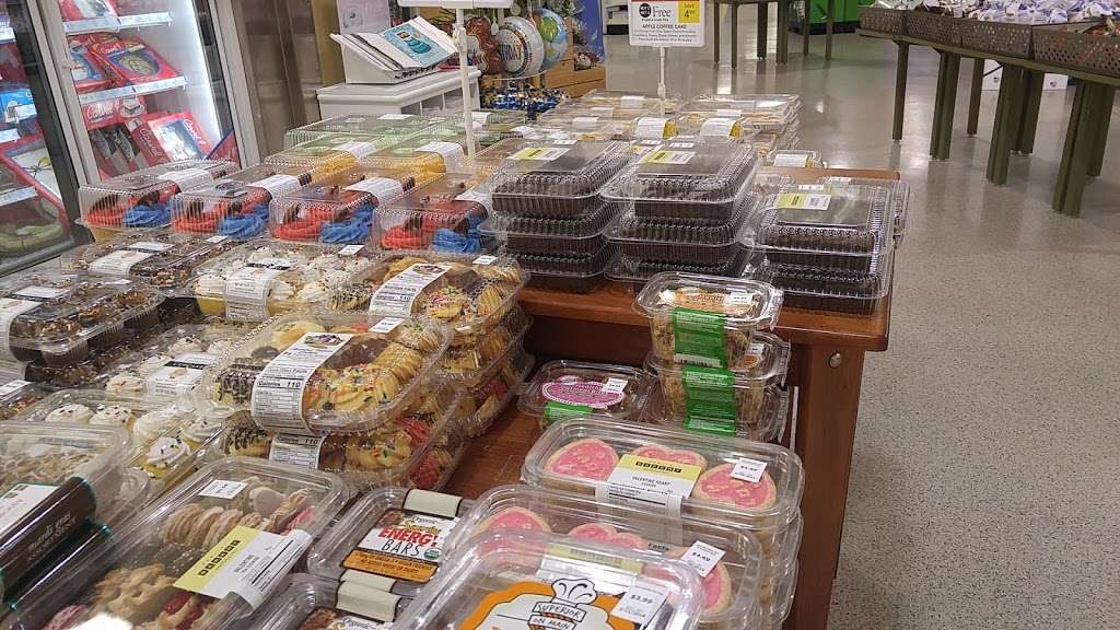 Publix Super Market at Berry Town Center | BERRY TOWN CENTER, 2424 Sand Mine Rd, Davenport, FL 33897, USA | Phone: (863) 420-6455