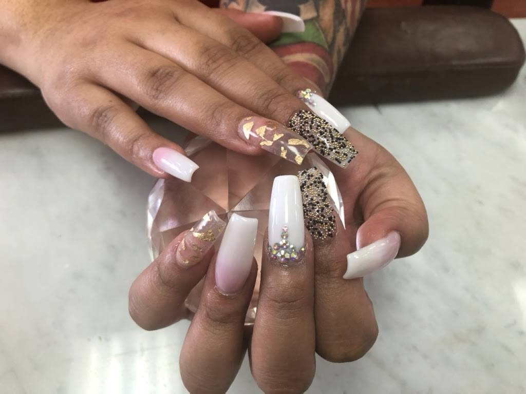 Classy Nails & Spa - Lake View Plaza | 15784 South La Grange Road, Orland Park, IL 60462, USA | Phone: (708) 226-1212