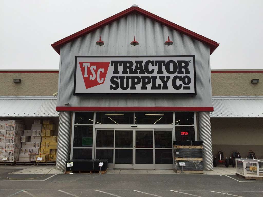 Tractor Supply Co. | 240 Willow Ave, Honesdale, PA 18431, USA | Phone: (570) 253-2300