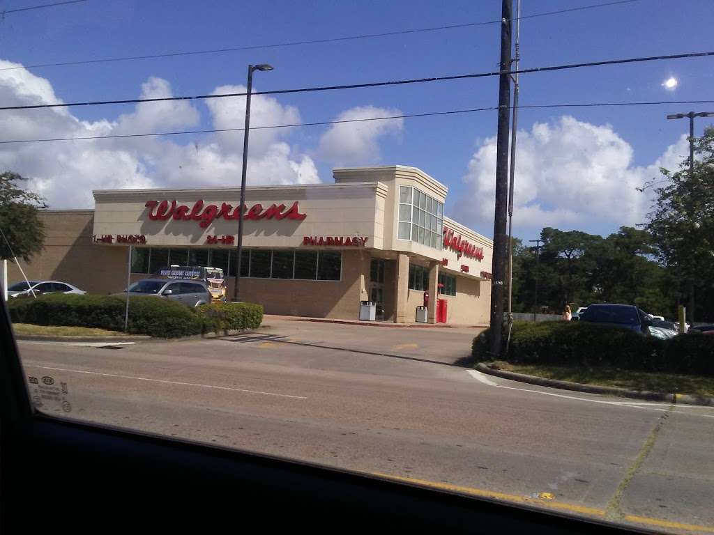 Walgreens | 1620 S Gordon St, Alvin, TX 77511, USA | Phone: (281) 585-2404