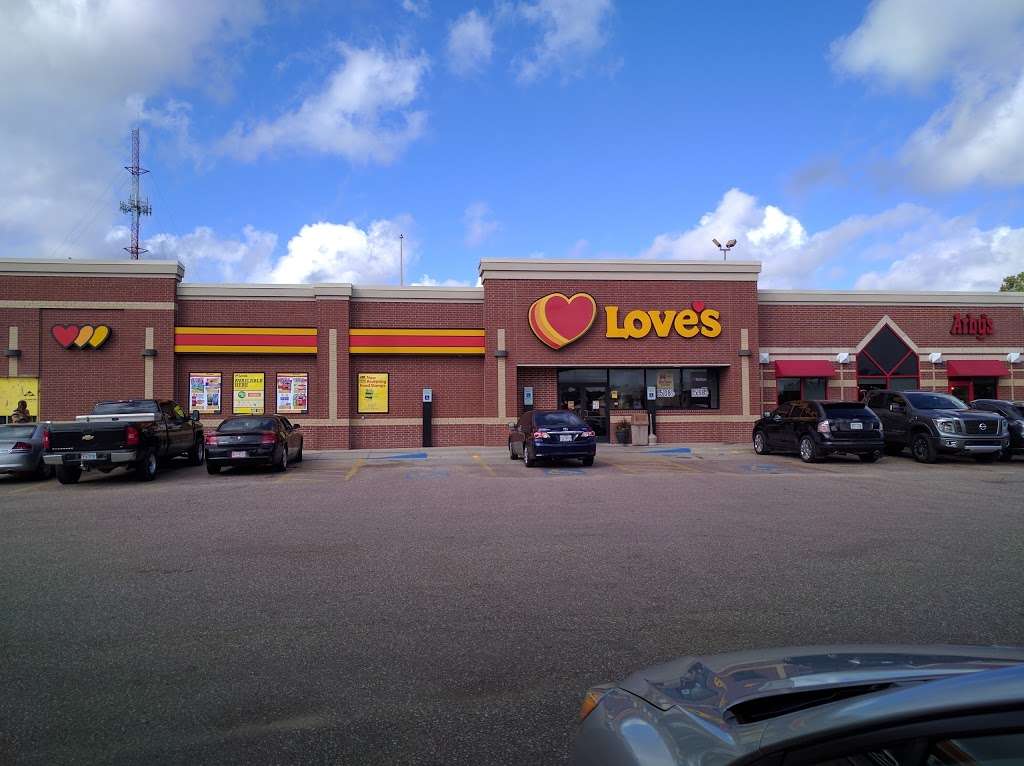 Loves Travel Stop | 107 FM 2025, Cleveland, TX 77328, USA | Phone: (281) 593-0239
