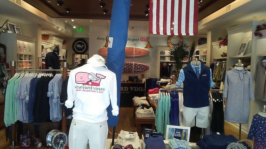 Vineyard Vines | 20 Main St, Belvedere Tiburon, CA 94920, USA | Phone: (415) 789-8602