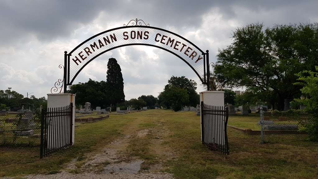 Historic City Cemeteries | S New Braunfels Ave, San Antonio, TX 78203, USA | Phone: (210) 207-2883