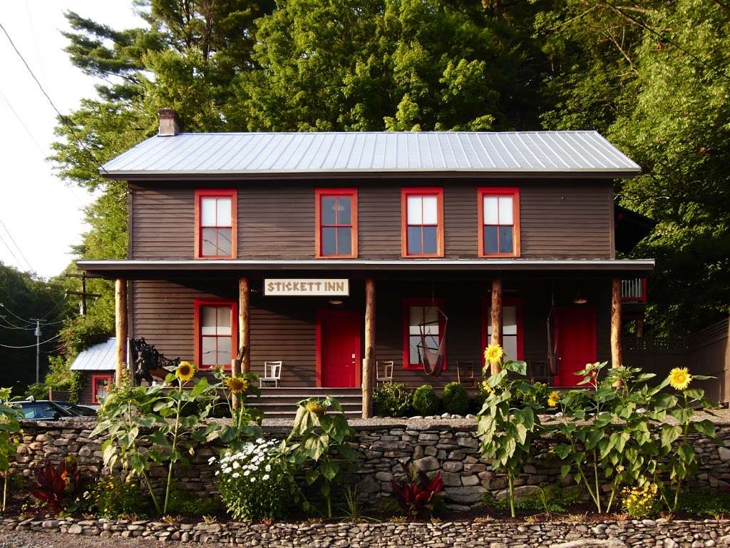 The Stickett Inn | 3380 NY-97, Barryville, NY 12719, USA | Phone: (845) 557-0913