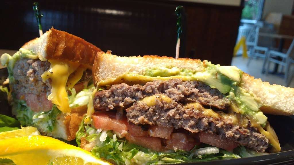 The Habit Burger Grill | 2720 Nutwood Ave, Fullerton, CA 92831, USA | Phone: (714) 871-9116