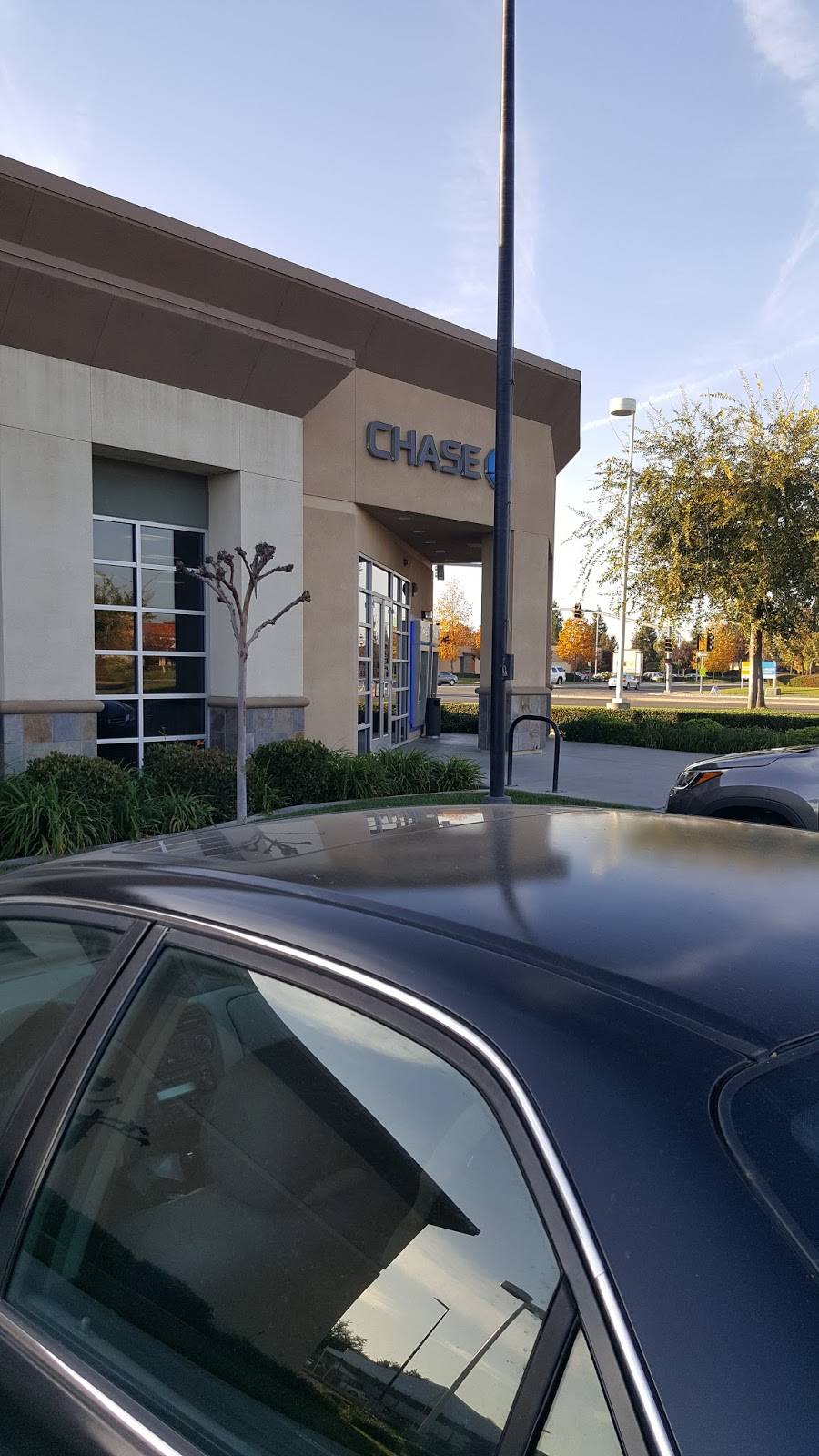 Chase Bank | 1810 Herndon Ave, Clovis, CA 93611, USA | Phone: (559) 297-7714