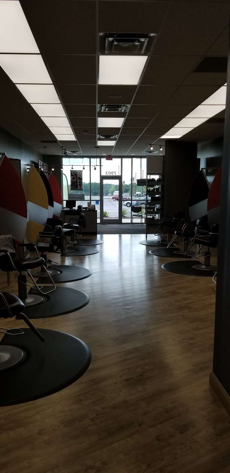 Great Clips | 7903 Village Center N, Sherrills Ford, NC 28673, USA | Phone: (980) 222-7471