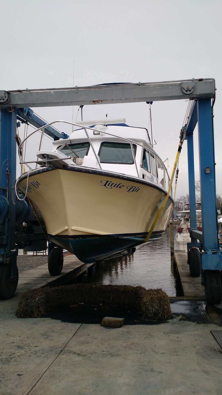 Bay Harbor Boat Yard | 6029 Herring Bay Rd, Deale, MD 20751, USA | Phone: (410) 867-6290