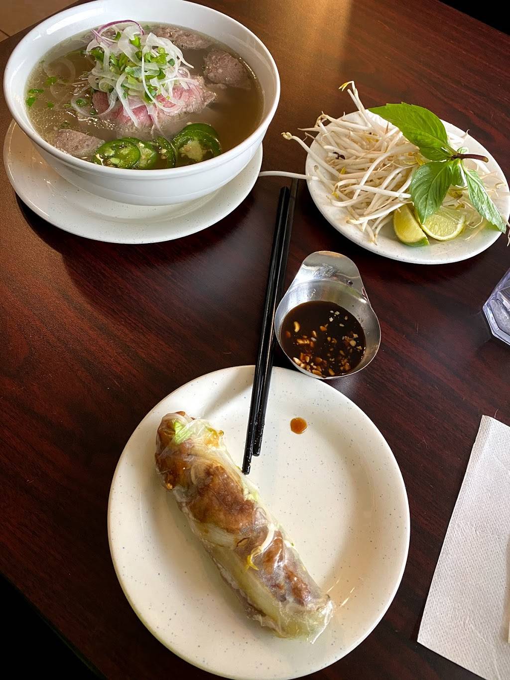 Pho KC | 4875 E Pawnee St, Wichita, KS 67218 | Phone: (316) 990-0972