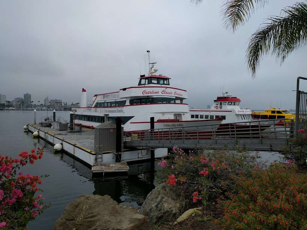 Catalina Classic Cruises | 1046 Queens Hwy, Long Beach, CA 90802, USA | Phone: (562) 495-3565