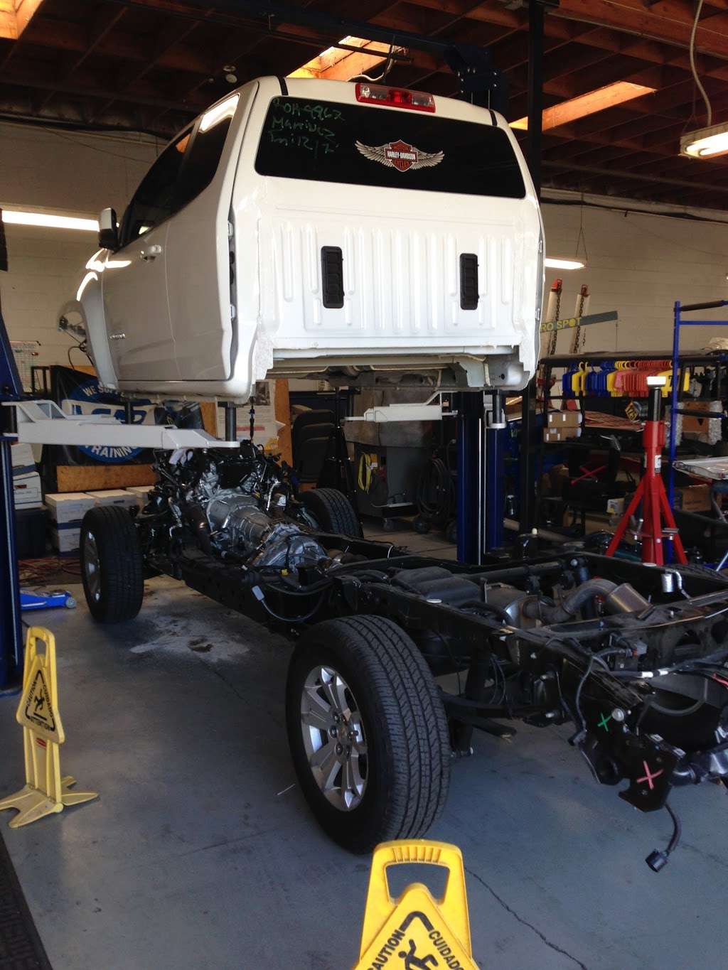 Montclair Auto Body | 1527 W Mission Blvd, Ontario, CA 91762 | Phone: (909) 988-5755