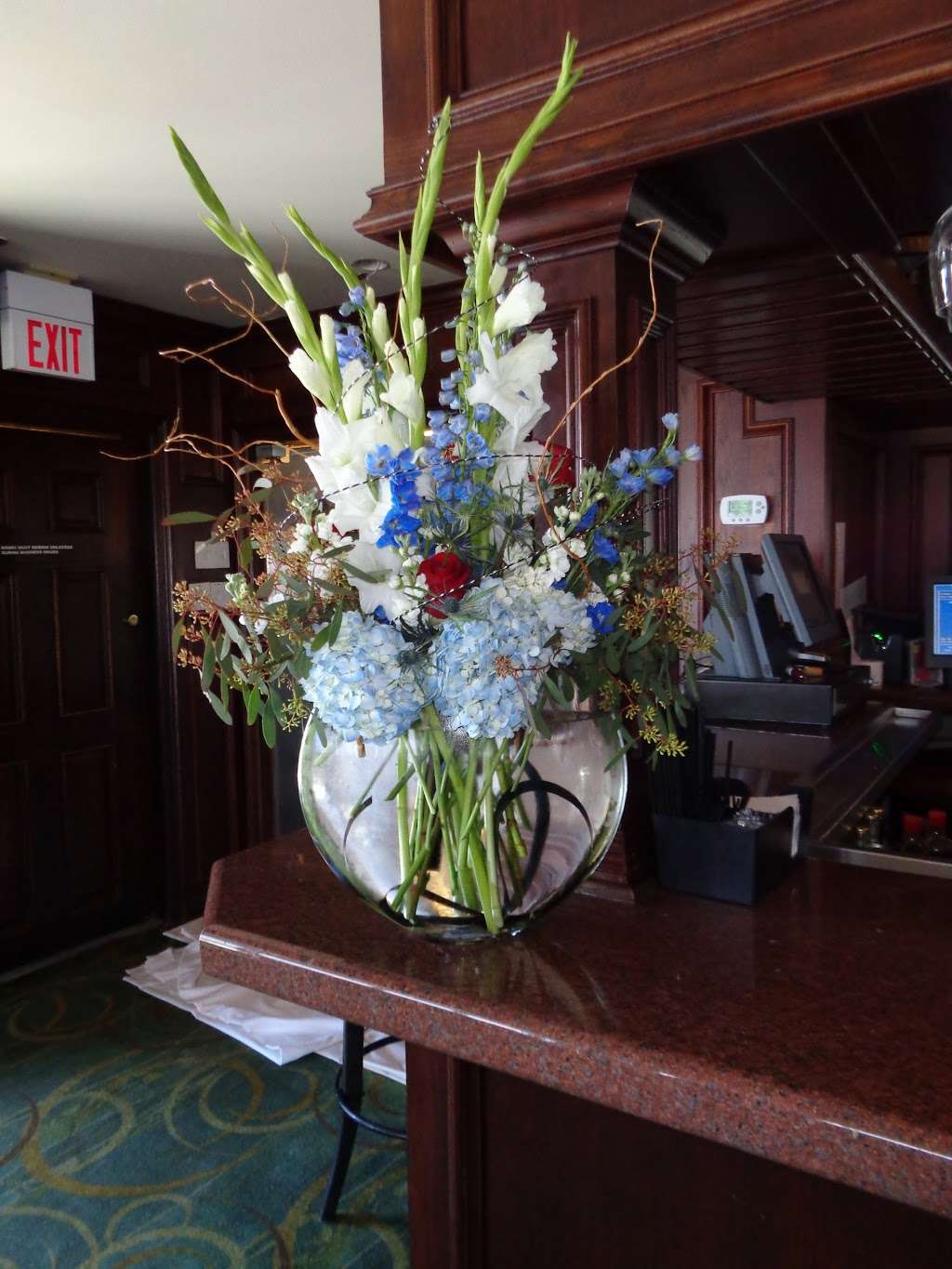 Blushing Blooms Floral | 418 Anders Ln, Kemah, TX 77565, USA | Phone: (281) 957-7148