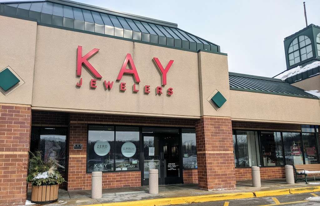 Kay | 3201 Golf Rd, Delafield, WI 53018 | Phone: (262) 968-5982