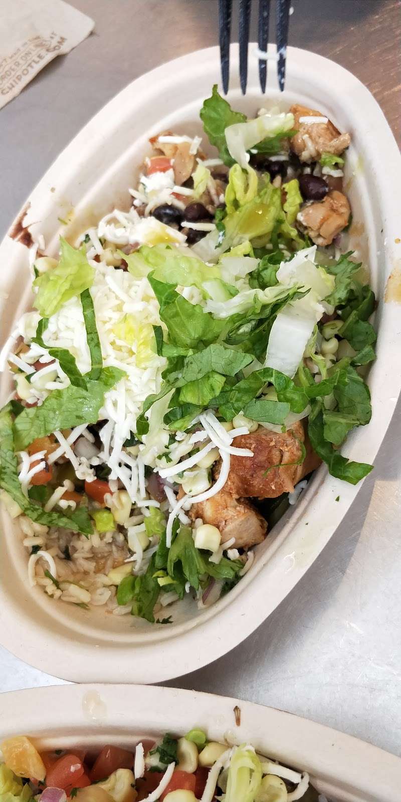 Chipotle Mexican Grill | 475 N Beverly Dr, Beverly Hills, CA 90210, USA | Phone: (424) 253-1661