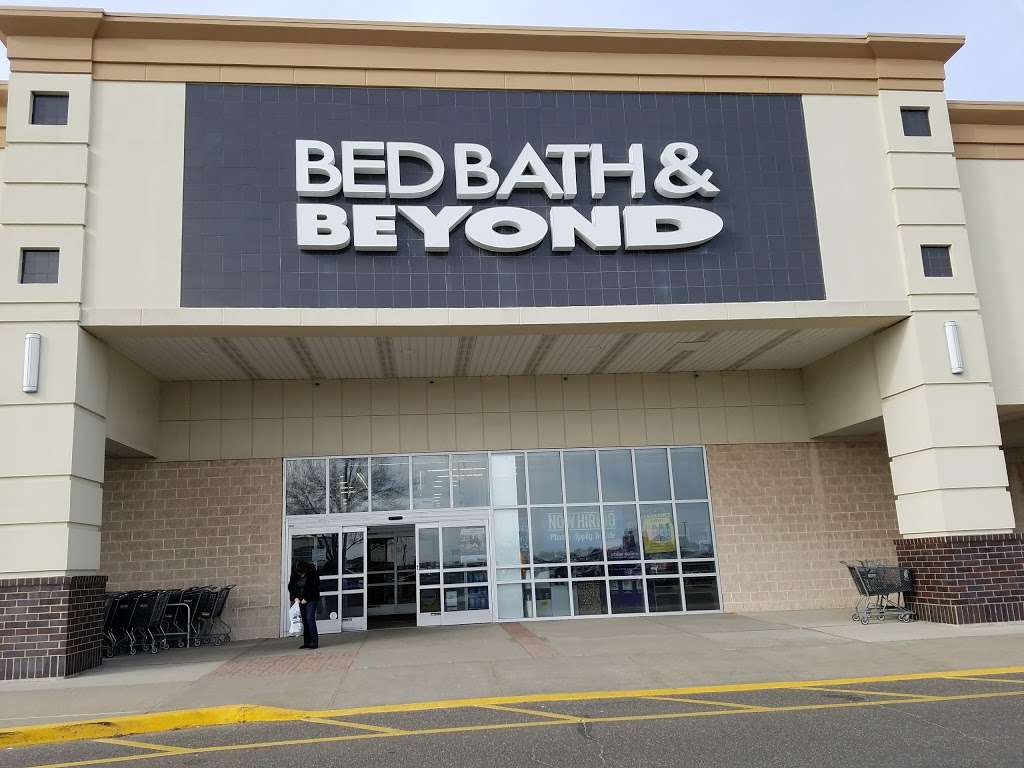 Bed Bath & Beyond | 251 Airport Plaza Boulevard, Farmingdale, NY 11735, USA | Phone: (516) 249-1537