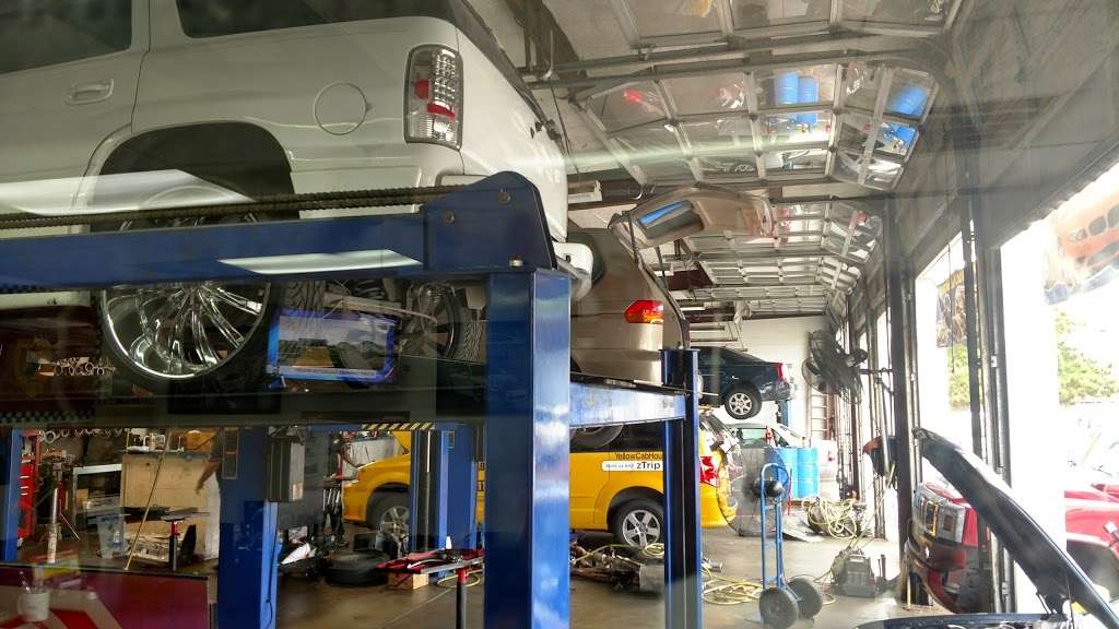 Universal Transmission & Complete Auto Repair | 6259 N Eldridge Pkwy Suite B, Houston, TX 77041 | Phone: (713) 466-9299