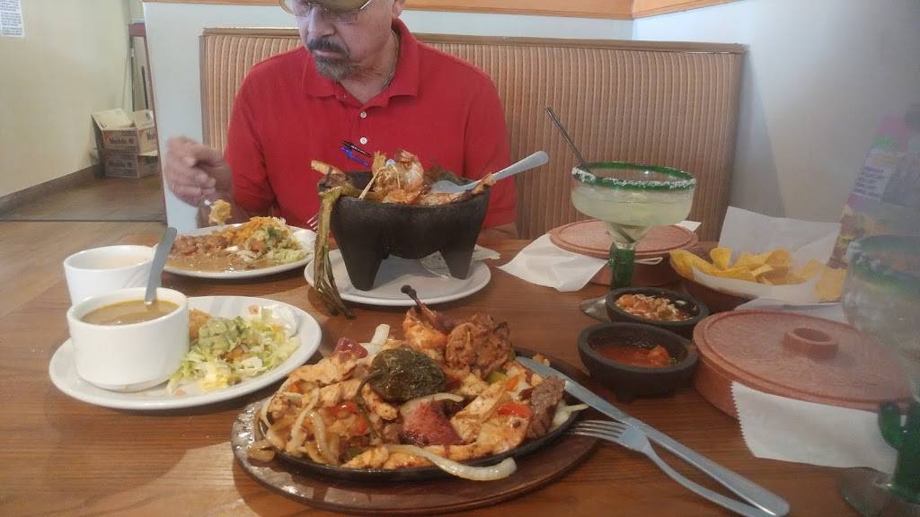 Las Palmitas Mexican restaurant #2 | 3589 N Carefree Cir, Colorado Springs, CO 80917 | Phone: (719) 596-1170