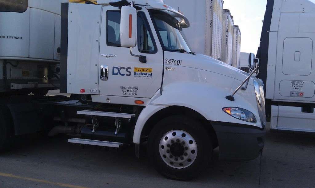 J.B. Hunt Transport Services, Inc. | 5701 W Kiest Blvd, Dallas, TX 75236, USA | Phone: (800) 452-4868