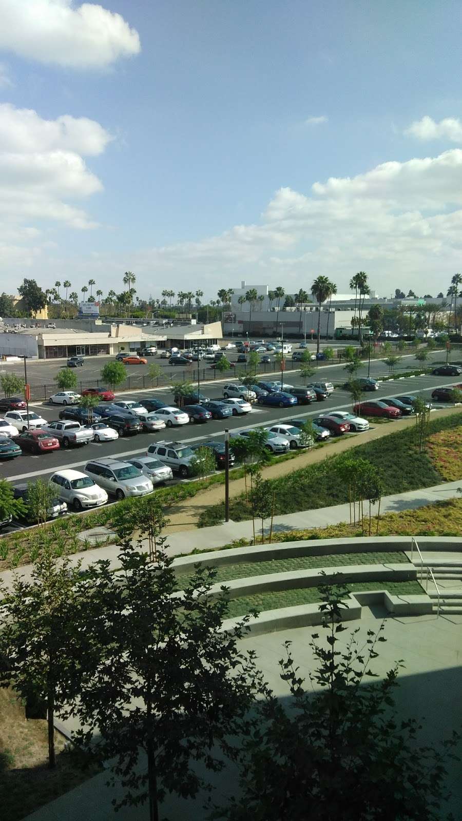 Kaiser Permanente Baldwin Hills Crenshaw Medical Offices, 3782 W Martin