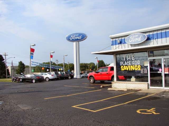 Ford of Lake Geneva | W 2542 Interchange N, Lake Geneva, WI 53147, USA | Phone: (262) 248-6100