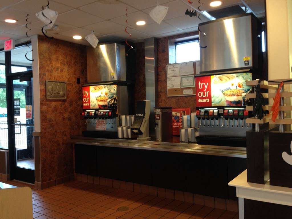 McDonalds | 534 Monmouth Rd, Cream Ridge, NJ 08514, USA | Phone: (609) 259-0419