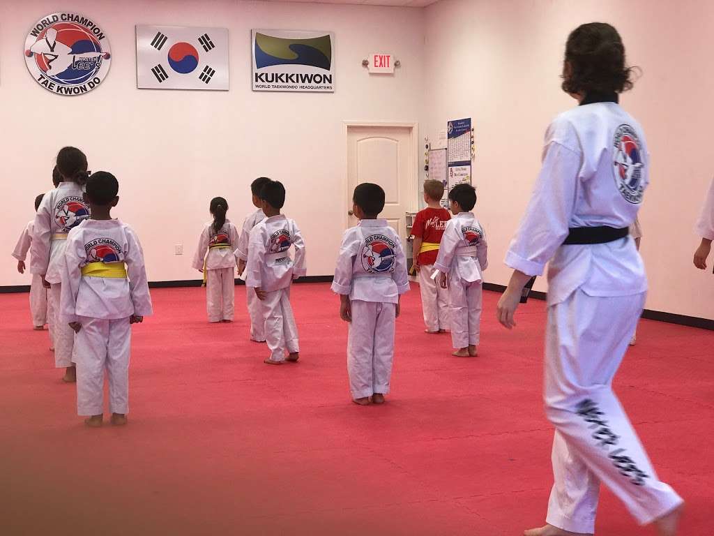 Master Lees World Champion Tae Kwon Do - Cinco Ranch | 27131 Cinco Ranch Blvd, Katy, TX 77494, USA | Phone: (832) 437-5883