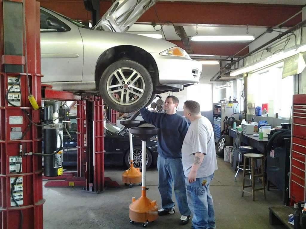 Small Town Auto | 3812, 20 W Hancock St, Lansdale, PA 19446, USA | Phone: (215) 362-1692