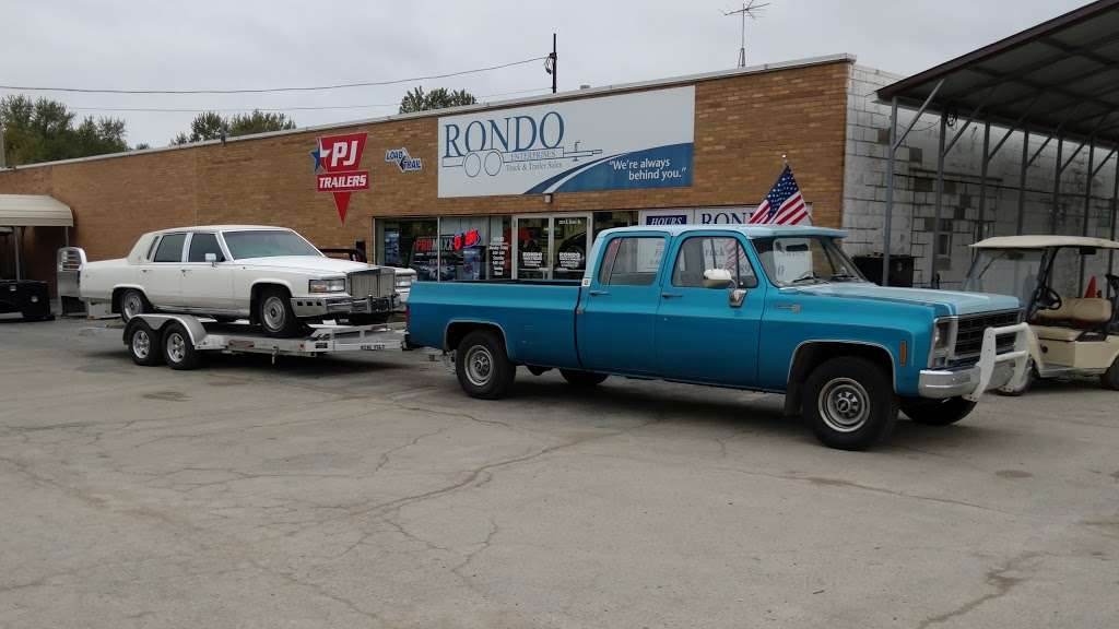 Rondo Enterprises Inc - Truck & Trailer Sales | 1115 E State St, Sycamore, IL 60178, USA | Phone: (815) 899-4340