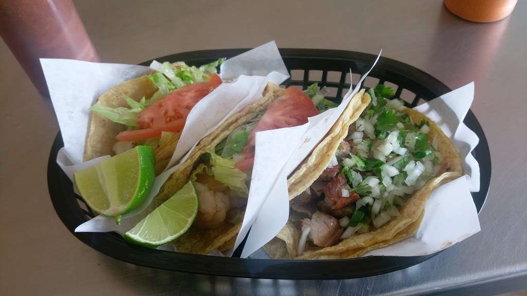 Tacos Don Cuco | 1847 W 47th St, Chicago, IL 60609 | Phone: (773) 376-4742