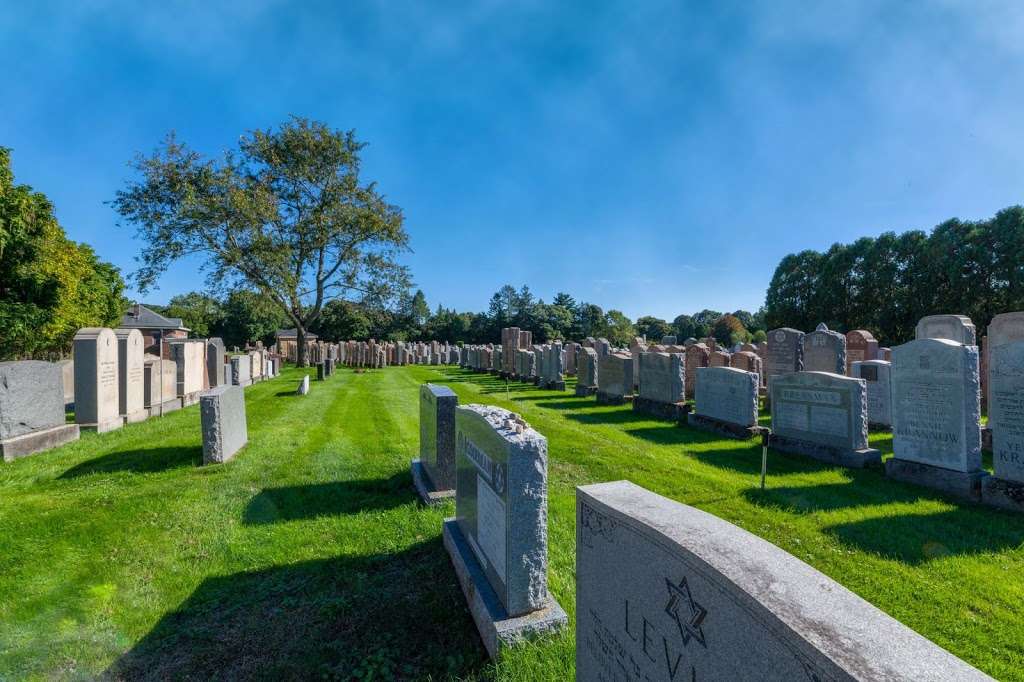 Pride of Lynn Cemetery/Chevra Mishna Cemetery | Lake Shore Rd, Lynn, MA 01904, USA | Phone: (978) 594-4249