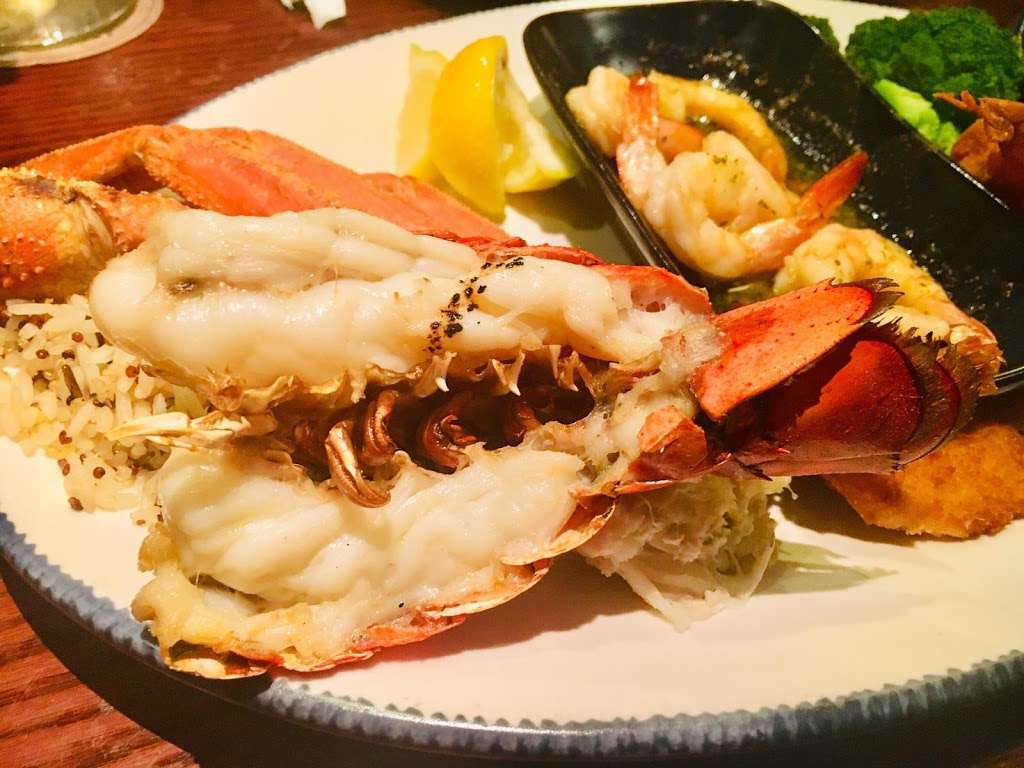 Red Lobster | 520 US-46, Wayne, NJ 07470, USA | Phone: (973) 785-3114